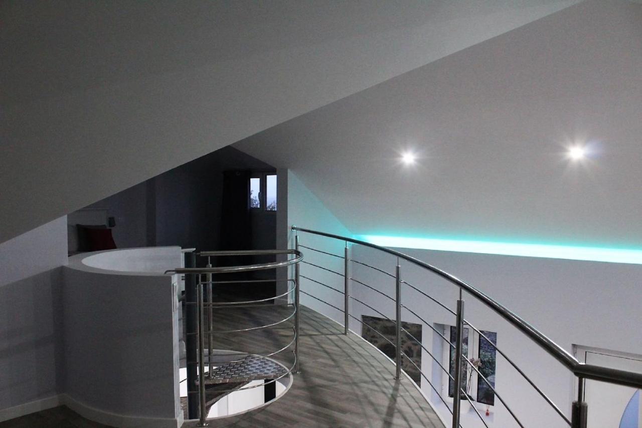 Cottage Quinze, Contemporary Designed Cottage With Swimming Pool ปอนตา เดลกาดา ภายนอก รูปภาพ