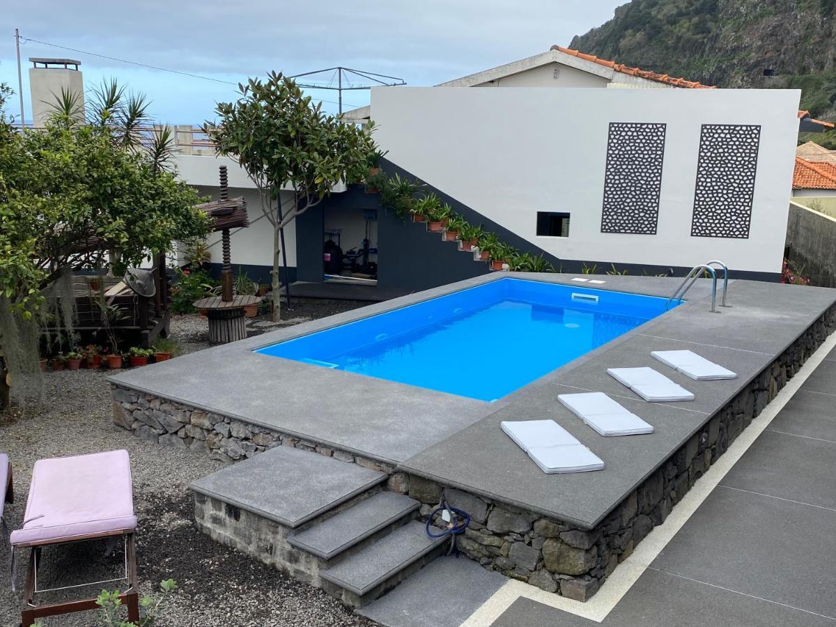 Cottage Quinze, Contemporary Designed Cottage With Swimming Pool ปอนตา เดลกาดา ภายนอก รูปภาพ